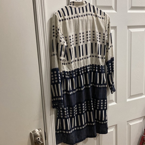 Steven Alan 100% silk tunic dress shirt tribal print long sleeve size 2 - Picture 2 of 2